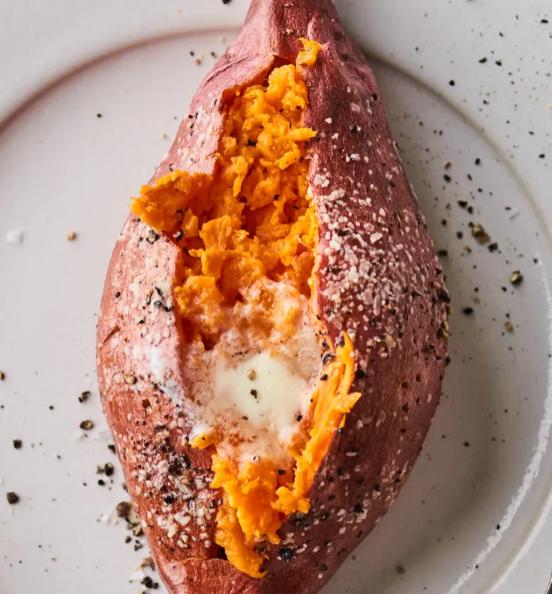 How to Microwave a Sweet Potato Quickly and Easily