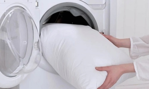 How to Wash Pillows in Washing Machine: A Complete Guide